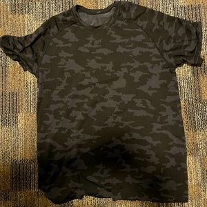 Metal Vent Tech T-shirt 2.0 In Heritage Camo Asphalt Grey/black